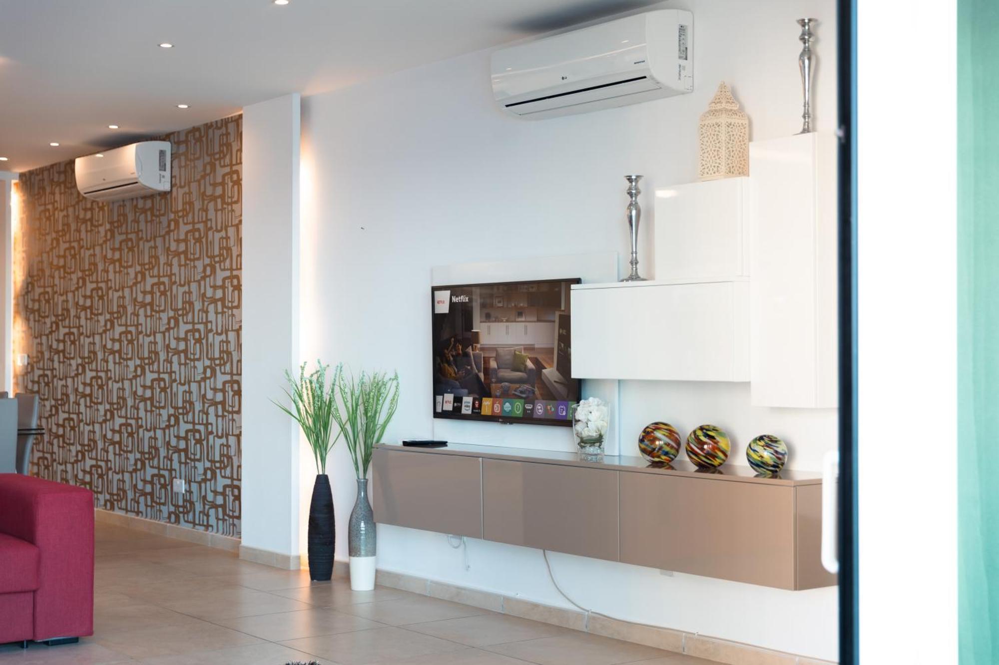 Luxury Seafront 3Br With Pool By Arcobnb Сліма Екстер'єр фото