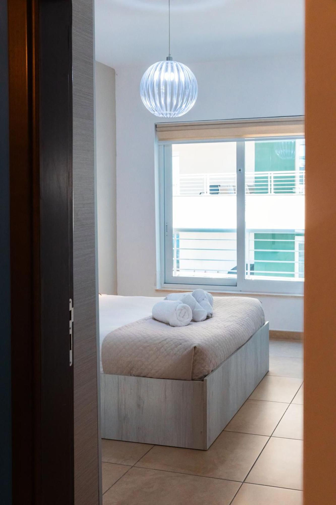 Luxury Seafront 3Br With Pool By Arcobnb Сліма Екстер'єр фото