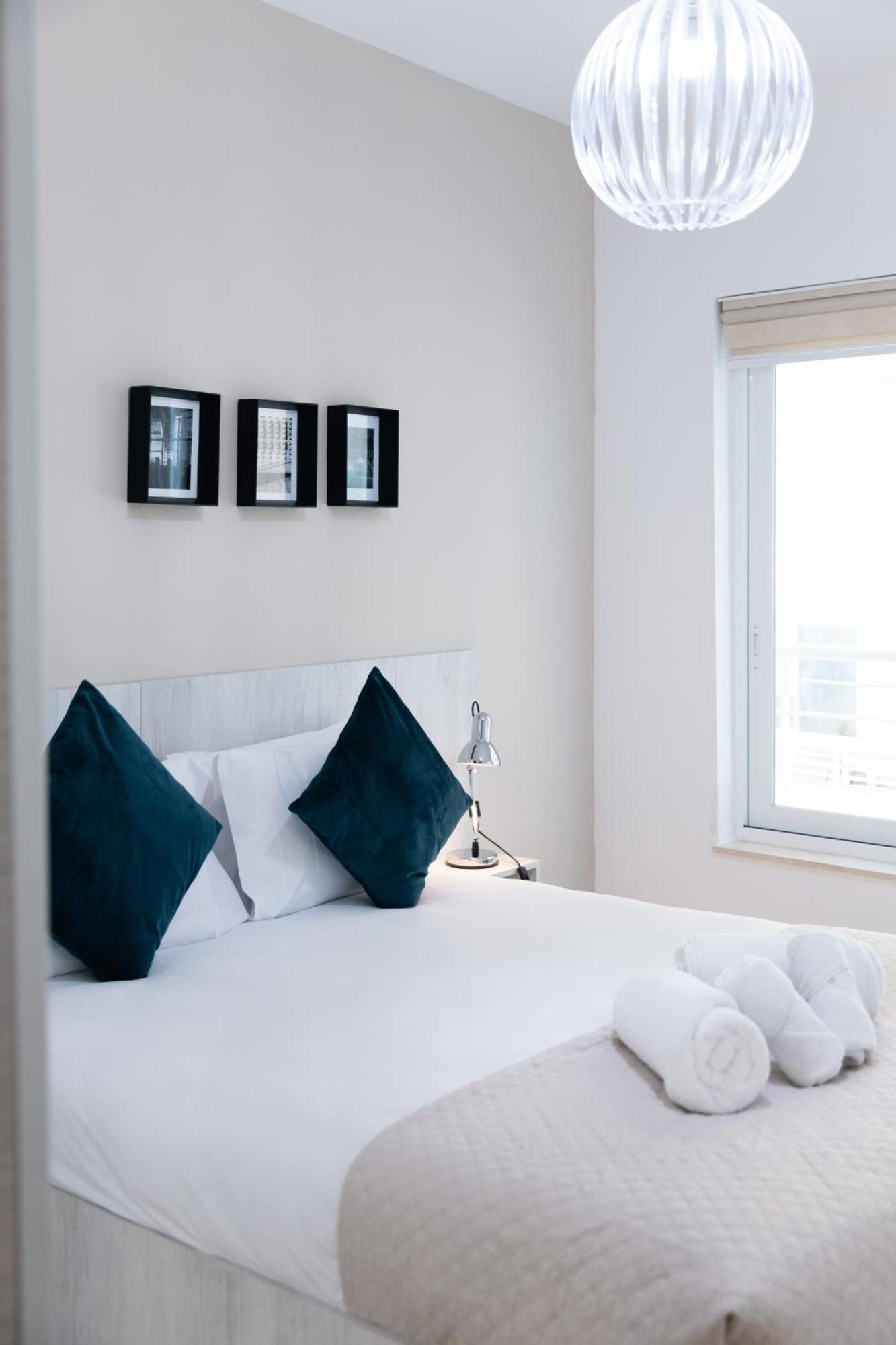 Luxury Seafront 3Br With Pool By Arcobnb Сліма Екстер'єр фото